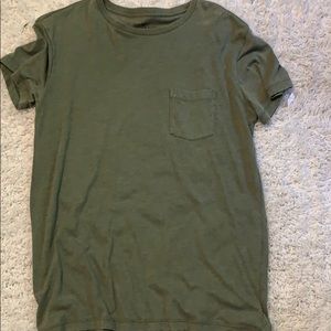 American Eagle Men’s T-shirt Size Small.
